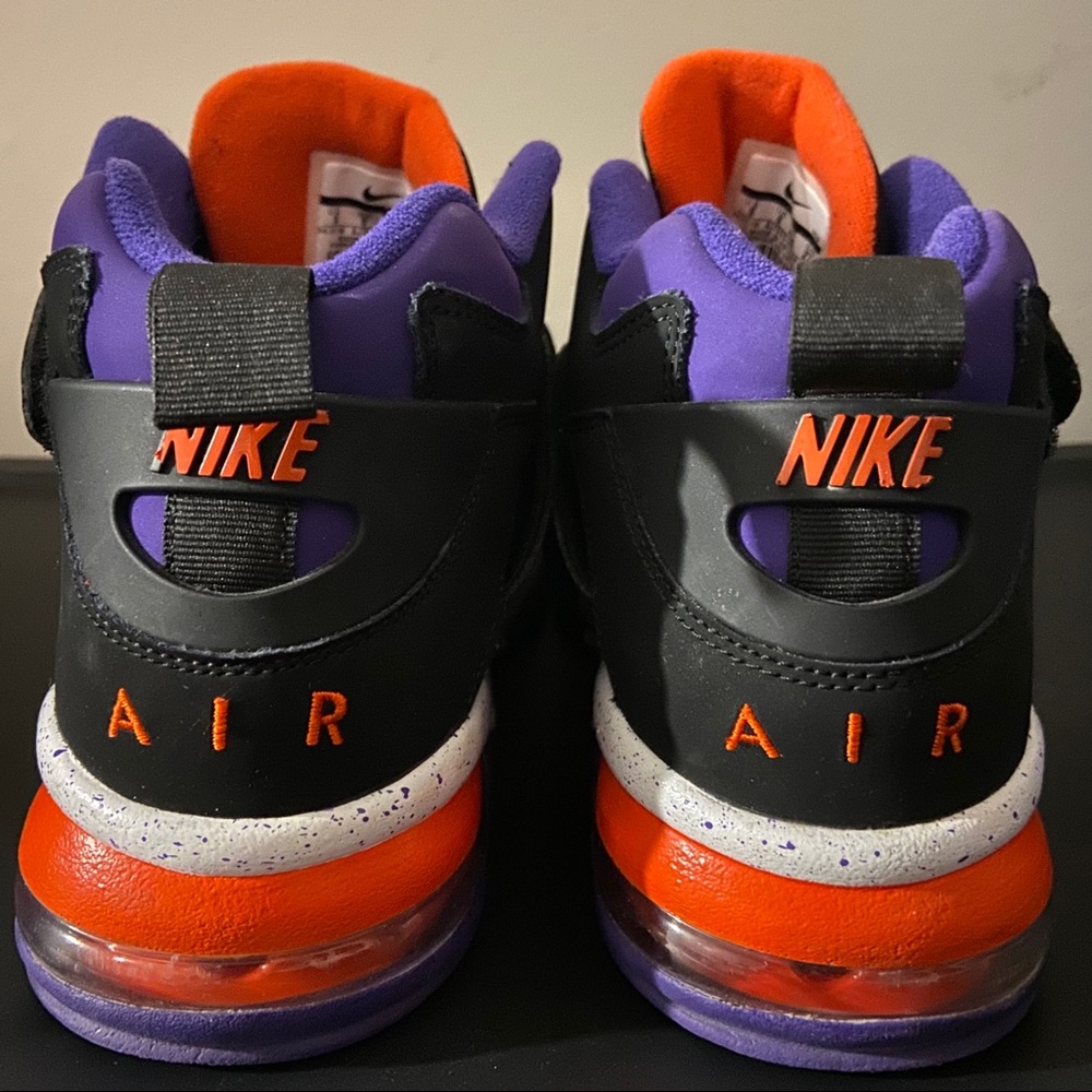 NIKE AIR MAX